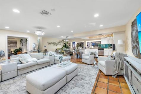 980 SW 70th Avenue Plantation FL 33317