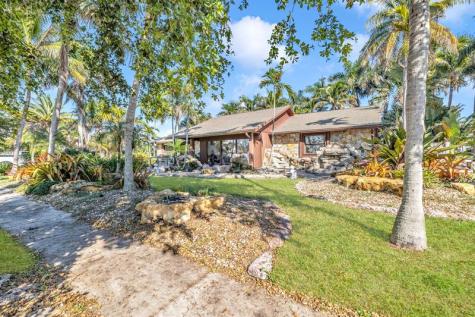980 SW 70th Avenue Plantation FL 33317