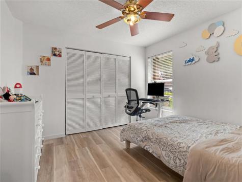 833 Heron Road Weston FL 33326