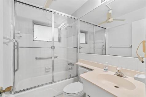 5702 NW 47th Lane Tamarac FL 33319