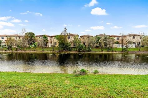 5702 NW 47th Lane Tamarac FL 33319