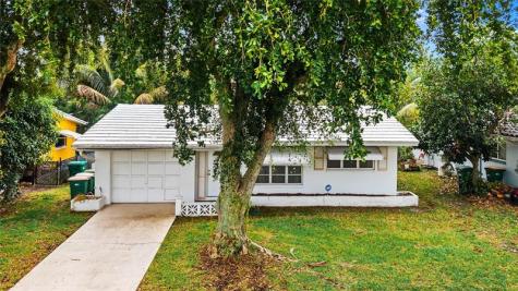 5702 NW 47th Lane Tamarac FL 33319