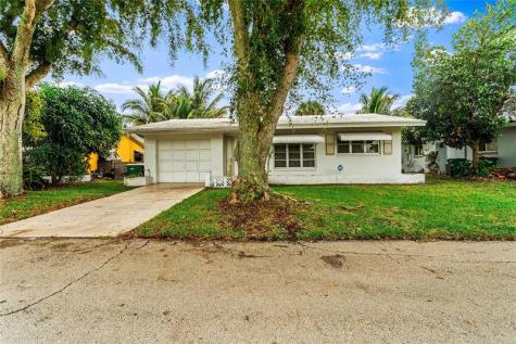 5702 NW 47th Lane Tamarac FL 33319