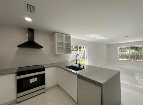 6805 NW 75th Place Parkland FL 33067