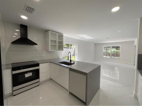 6805 NW 75th Place Parkland FL 33067