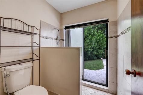 1962 NW 110th Lane Coral Springs FL 33071
