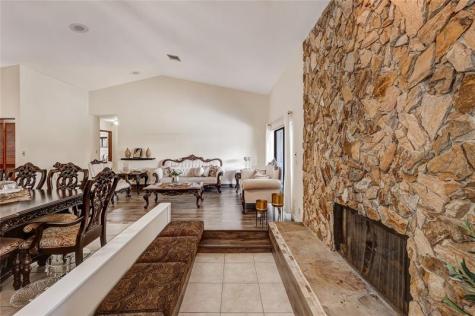 1962 NW 110th Lane Coral Springs FL 33071