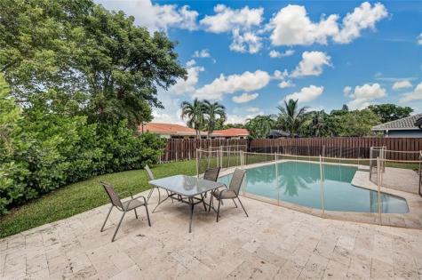 1962 NW 110th Lane Coral Springs FL 33071