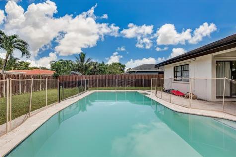 1962 NW 110th Lane Coral Springs FL 33071