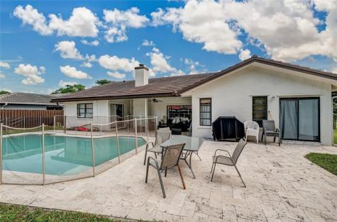 1962 NW 110th Lane Coral Springs FL 33071