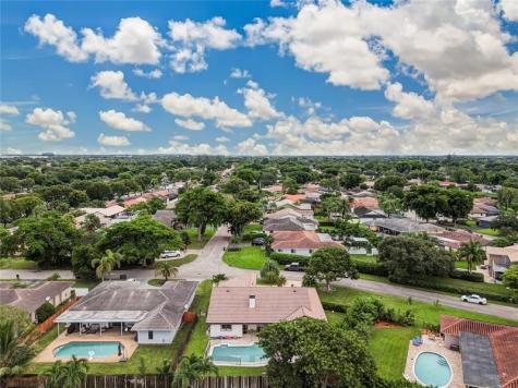 1962 NW 110th Lane Coral Springs FL 33071