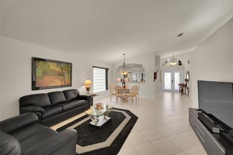 7388 Tonga Court Boynton Beach FL 33437