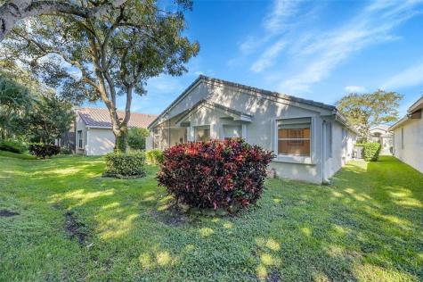 7388 Tonga Court Boynton Beach FL 33437