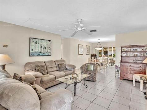 4516 NW 46th Street Tamarac FL 33319