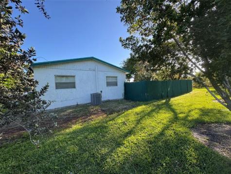 1041 SW 4th Terrace Deerfield Beach FL 33441