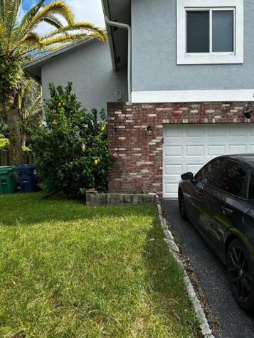 3510 NW 73rd Way Coral Springs FL 33065