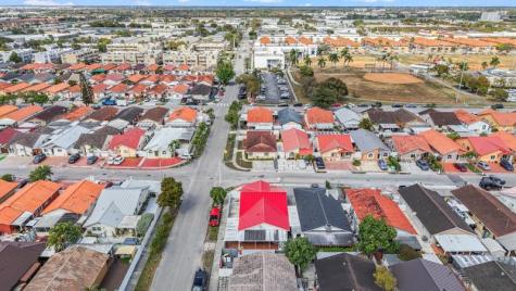 2597 W 73rd Place Hialeah FL 33016
