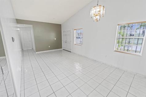 2597 W 73rd Place Hialeah FL 33016