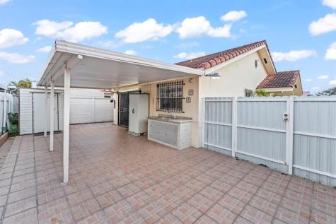 2597 W 73rd Place Hialeah FL 33016