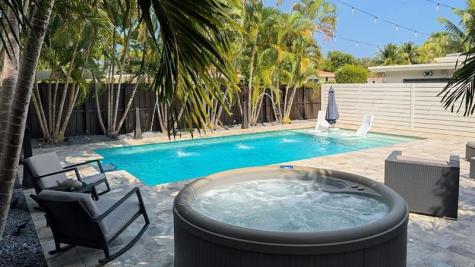 1516 NE 12th Street Fort Lauderdale FL 33304