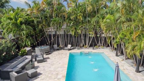 1516 NE 12th Street Fort Lauderdale FL 33304