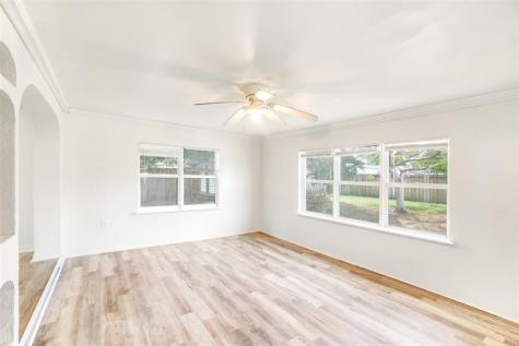140 SE Serenata Court Port St Lucie FL 34983