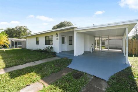 140 SE Serenata Court Port St Lucie FL 34983