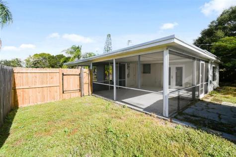 140 SE Serenata Court Port St Lucie FL 34983