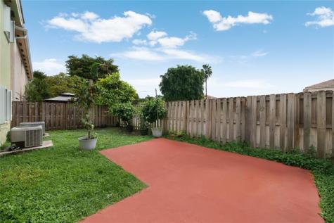 13518 SW 142nd Terrace Miami FL 33186