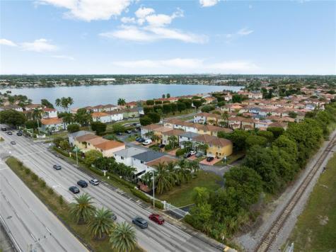 13518 SW 142nd Terrace Miami FL 33186
