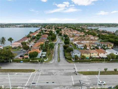 13518 SW 142nd Terrace Miami FL 33186