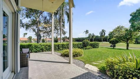 2760 Pinehurst Weston FL 33332