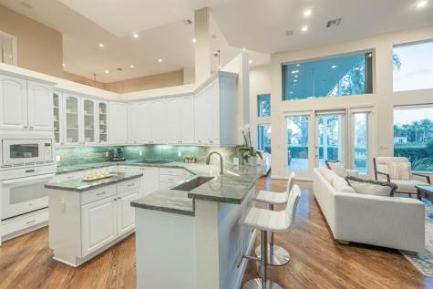 2760 Pinehurst Weston FL 33332