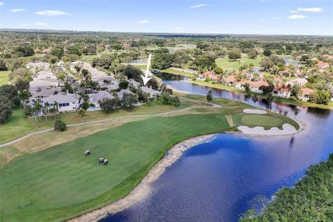 2760 Pinehurst Weston FL 33332