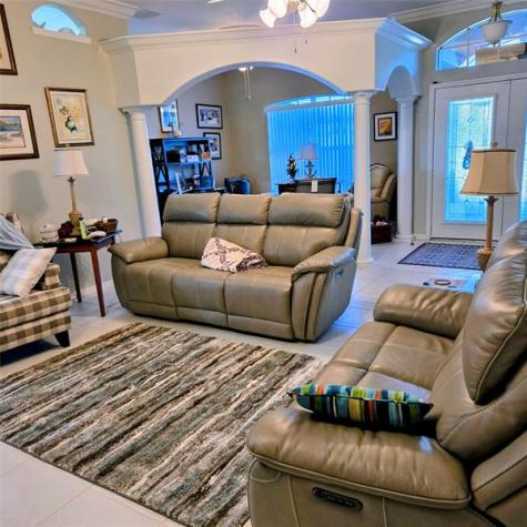 16 Meadowlake Circle Lake Placid FL 33852