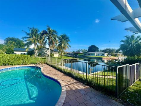2122 Palmetto Road West Palm Beach FL 33406