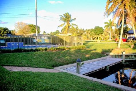 2122 Palmetto Road West Palm Beach FL 33406