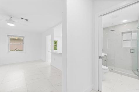 1005 NW 123rd Street North Miami FL 33168
