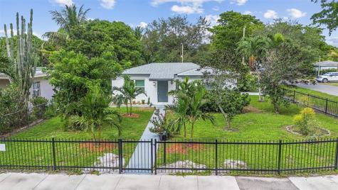 1005 NW 123rd Street North Miami FL 33168