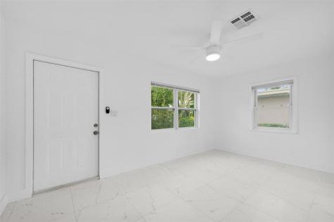 1005 NW 123rd Street North Miami FL 33168