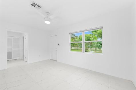 1005 NW 123rd Street North Miami FL 33168