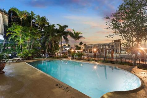 2300 Castilla Isle Fort Lauderdale FL 33301