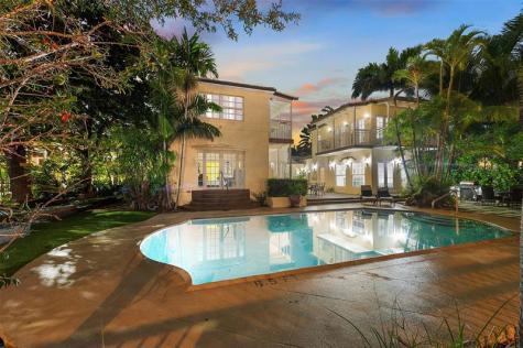 2300 Castilla Isle Fort Lauderdale FL 33301
