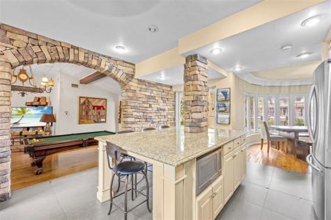2300 Castilla Isle Fort Lauderdale FL 33301
