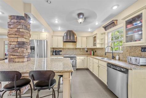 2300 Castilla Isle Fort Lauderdale FL 33301