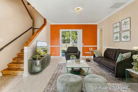 2081 SW Bayshore Boulevard Port St Lucie FL 34984