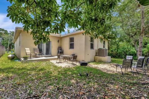 1816 SW 21st Street Fort Lauderdale FL 33315