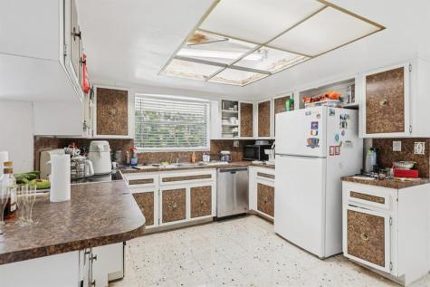525 NE 58th Street Miami FL 33137