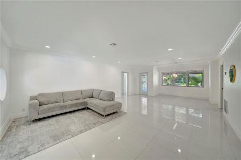 2524 NE 26th Terrace Fort Lauderdale FL 33305
