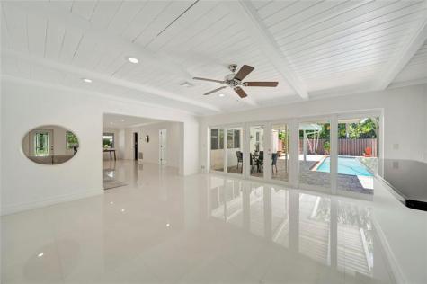 2524 NE 26th Terrace Fort Lauderdale FL 33305